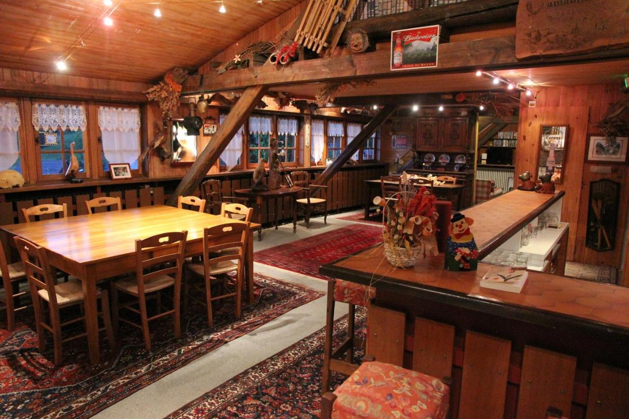 Guest House Chalet Saint Roch Albiez-Montrond Eksteriør billede